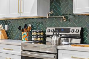 Riverfront in Guadalupe Sleeps22 Kayak Games