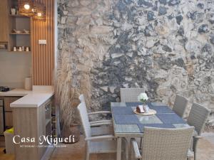 Casa Migueli, exclusiva casa con jacuzzi en terraza