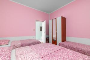 Family-friendly apartments with swimming pool Cancini, Porec - 24335