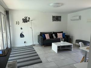 Koniec Świata domek z basenem