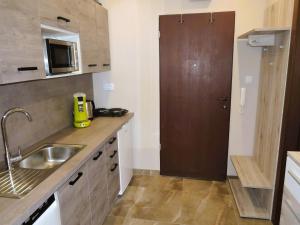 Apartment close to the beach, Mi dzyzdroje