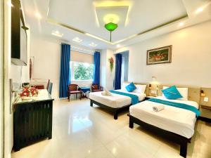 Flame Flowers Homestay