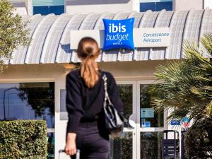Hotels ibis budget Carcassonne Aeroport - A61 : photos des chambres