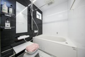 Higashi Rokugo BLACK by Tranova