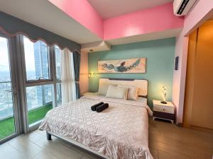 Uptown Parksuites Tower 2 4BR in BGC Taguig