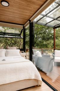 Luxury Eco Pod - Sunny Coast Retreat!