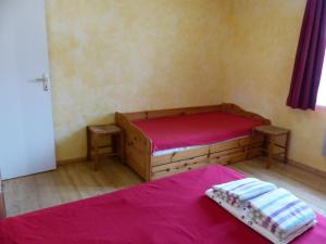 Appartements Charmant gite nature 2 chambres, rando GRP, pres de Montlucon, cour commune - FR-1-489-418 : photos des chambres