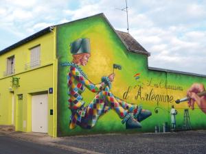 Maisons de vacances Maison de bourg cosy avec jardin clos, proche Le Pal, tout confort pour 10 pers., draps inclus - FR-1-489-109 : photos des chambres