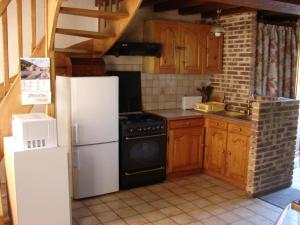 Maison ancienne restaurée avec poêle à bois et animaux admis - FR-1-497-15