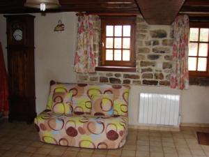 Maison ancienne restaurée avec poêle à bois et animaux admis - FR-1-497-15