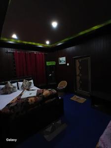 Goonkeshari Homestay