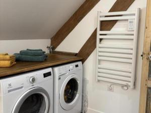 Maisons de vacances Gite Les Hirondelles a Chavroches - 5 personnes, animaux acceptes - FR-1-489-574 : photos des chambres