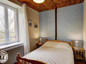 Maisons de vacances Gite familial 200m² avec 6 chambres, terrasse, jardin, proche ferme, charges incluses, animaux acceptes - FR-1-496-18 : photos des chambres