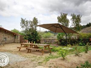 Maisons de vacances Gite familial 200m² avec 6 chambres, terrasse, jardin, proche ferme, charges incluses, animaux acceptes - FR-1-496-18 : photos des chambres