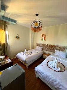 Pyramids apartments Supreme