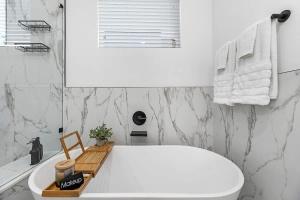 Downtown Oasis Rooftop with Skyline View