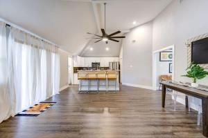 Ultimate Getaway Explore Katy & Houston in Style