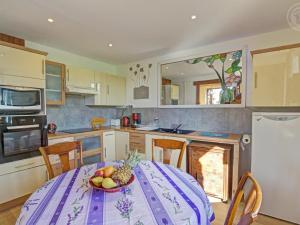 Gîte Feng Shui au cœur de la nature à Marlhes - FR-1-496-57