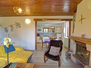 Gîte Feng Shui au cœur de la nature à Marlhes - FR-1-496-57