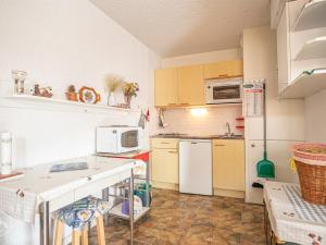 Appartements Appartement 2 pieces avec balcon et Wi-Fi, a 10 min des pistes - FR-1-840-29 : Appartement