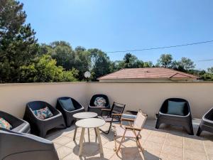 Maisons de vacances Gite familial au calme de Vignot - 3 chambres confortables - FR-1-585-181 : photos des chambres