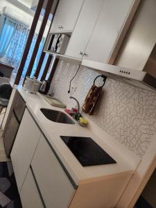 Studio in Azure with Arayat View