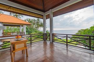 Seaside Oceana Suites by Mahaprana