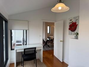 4 Bedrooms Spacious Family House