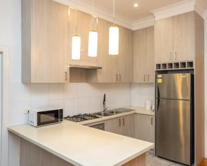 4 Bedrooms Spacious Family House