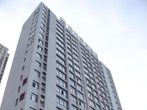 Green Tree Inn Fuyang Funan County Tianzhu Square