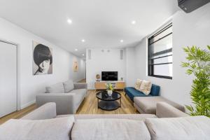 Prime 3BR Apt with Parking & ICC & DarlingHarbour-10 mins walk