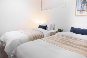 Airlie Summit Apartments