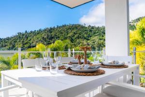 Airlie Summit Apartments