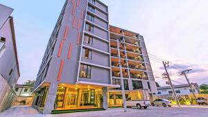 B2 Phuket Boutique & Budget Hotel