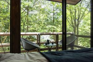 blue in green 飯田高原 cottage and cafe