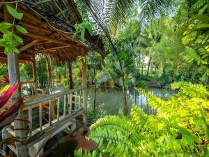 Baan Suan Rim Num Resort