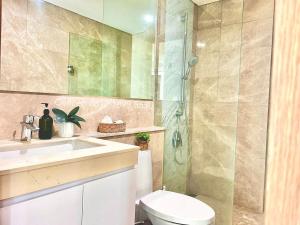 Quality Beds with Golf View at Fairview Millenium Village, Lippo Karawaci