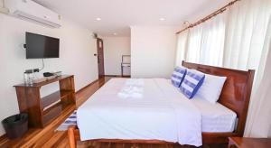 Chiangkhan Town Hotel