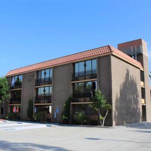 Alhambra Hotel