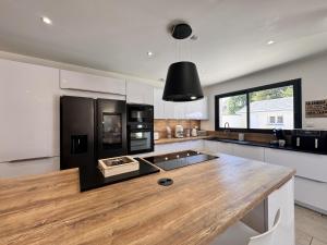 Maisons de vacances La Bella Rosa - Direct circuit - Piscine - Climatisation : photos des chambres