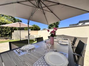 Maisons de vacances La Bella Rosa - Direct circuit - Piscine - Climatisation : photos des chambres