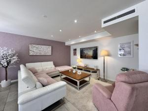 Maisons de vacances La Bella Rosa - Direct circuit - Piscine - Climatisation : photos des chambres