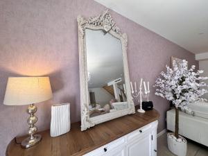 Maisons de vacances La Bella Rosa - Direct circuit - Piscine - Climatisation : photos des chambres