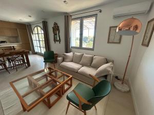 Bastidon provençal entièrement rénové et climatisé