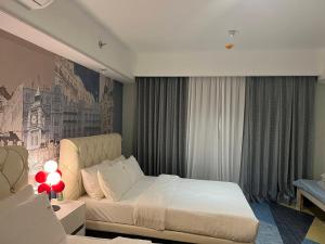 East Glory PentHouse