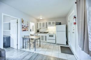 Maple Leaf Motel & RV Park Resort