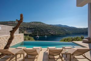 Villa Oliva -Seaside Charm with Village at Your Doorstep