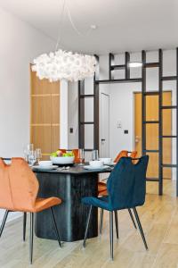 Karlín Diamond View & Garage