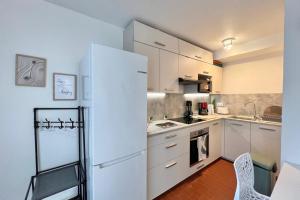 Studio with pool - near beach