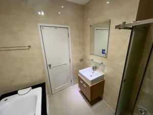 เพียร์93